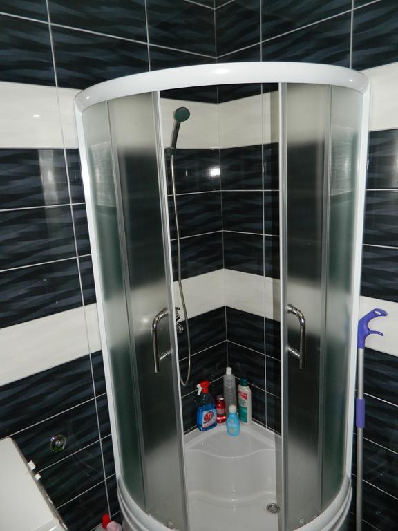 Apartman Sutjeska ティエンティシュテ エクステリア 写真